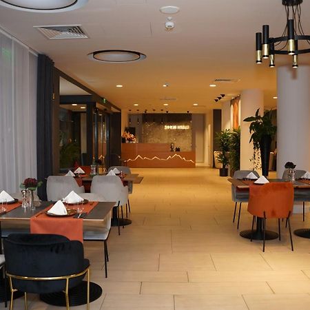 Hotel Sorin Mihai Cristian  Extérieur photo