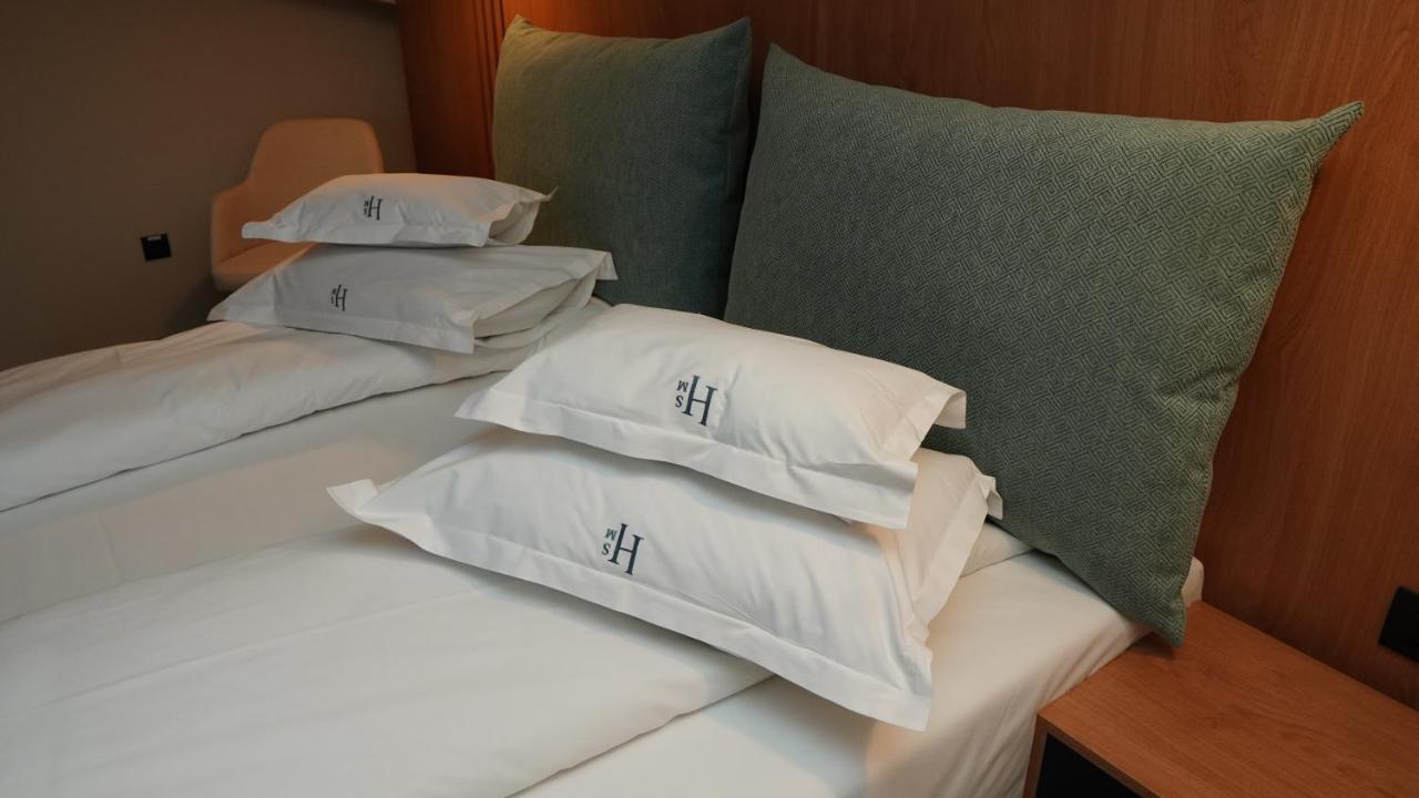 Hotel Sorin Mihai Cristian  Extérieur photo