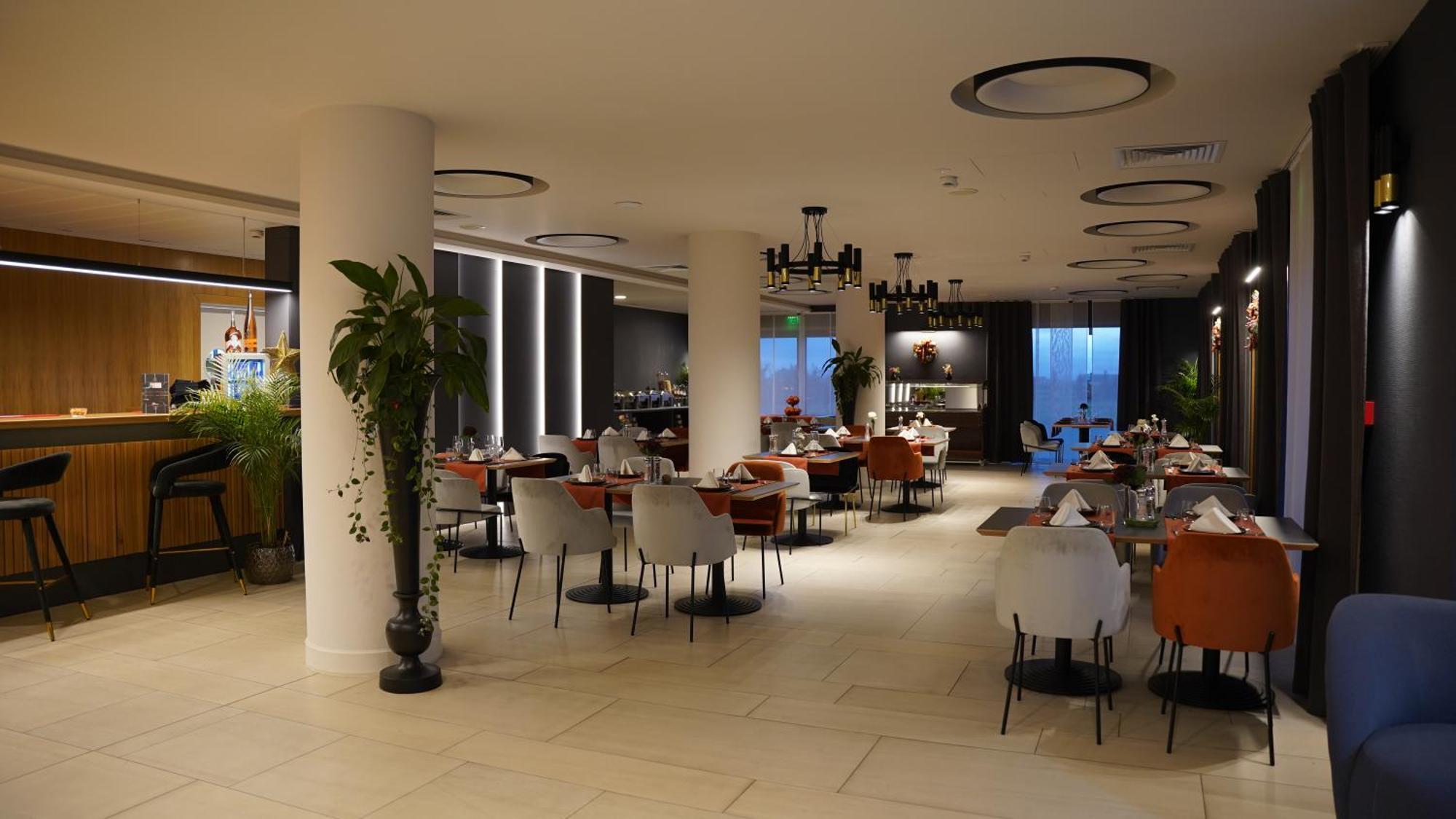 Hotel Sorin Mihai Cristian  Extérieur photo
